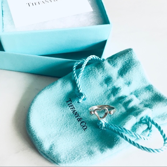 SOLD✔️3/4: Tiffany&Co Elsa Peretti Open Heart Ring - Picture 2 of 14
